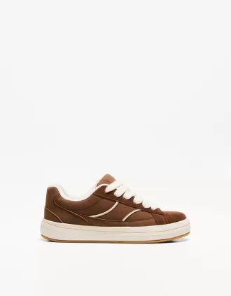 Skater sneakers