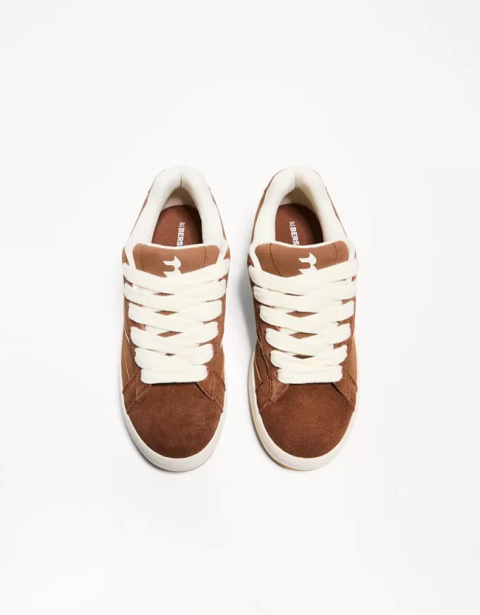 Skater sneakers