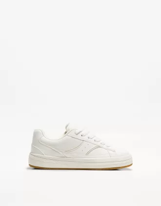 Skater sneakers