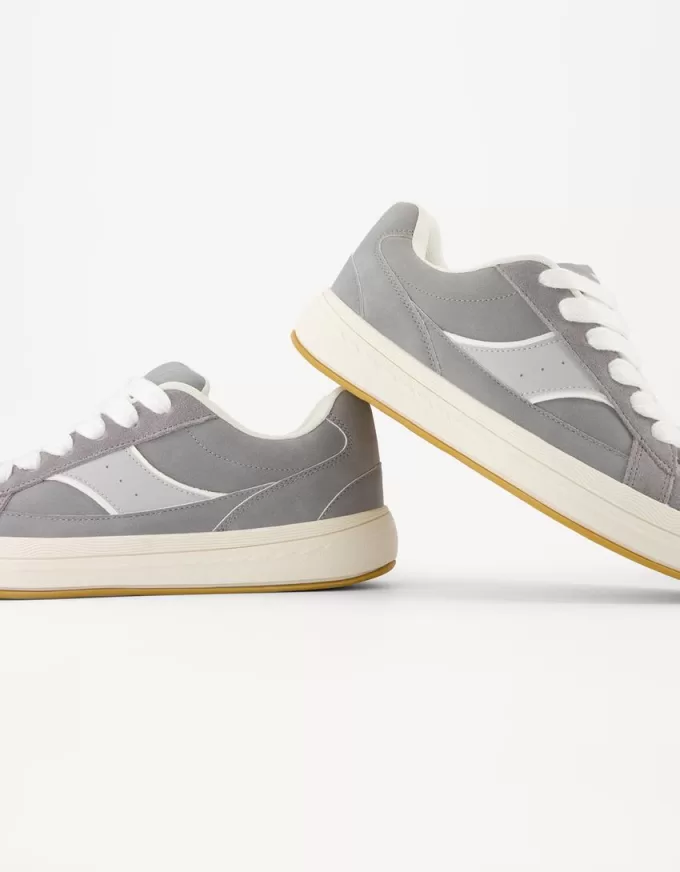 Skatersneakers i delat läder Skatersneakers i delat läder