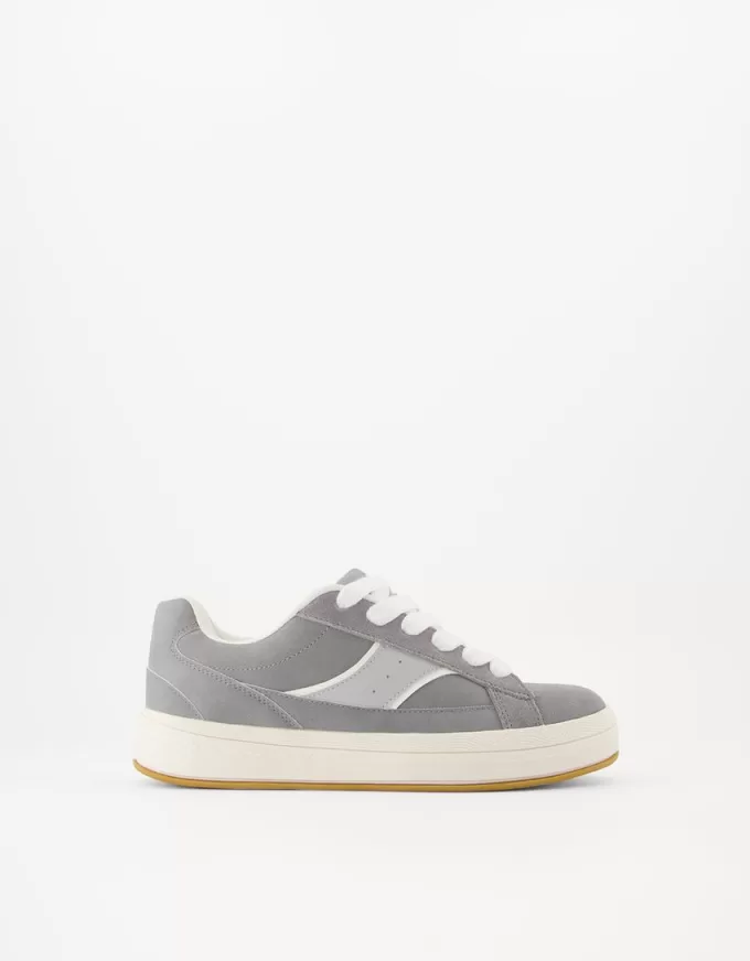 Skatersneakers i delat läder Skatersneakers i delat läder