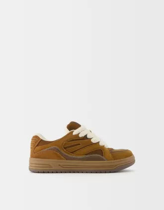 Skatersneakers i delat läder