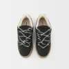 Skatersneakers med XL-snören Skatersneakers med XL-snören