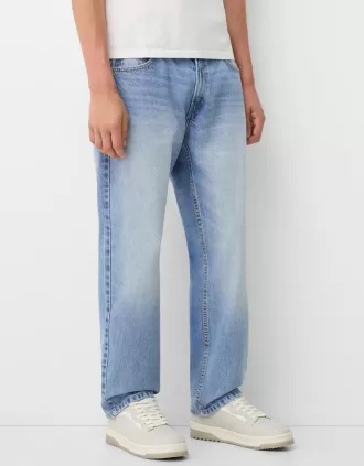 Slim fit avsmalnande jeans