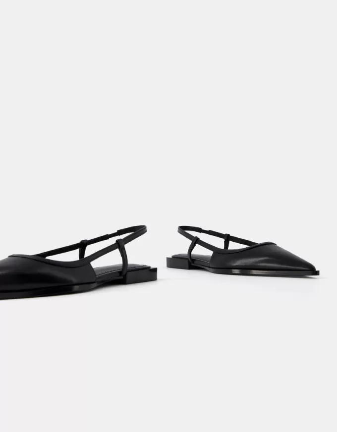 Slingback ballerinor med spetsig tå Slingback ballerinor med spetsig tå