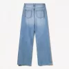 Slitna 90-talsjeans med vida ben Slitna 90-talsjeans med vida ben
