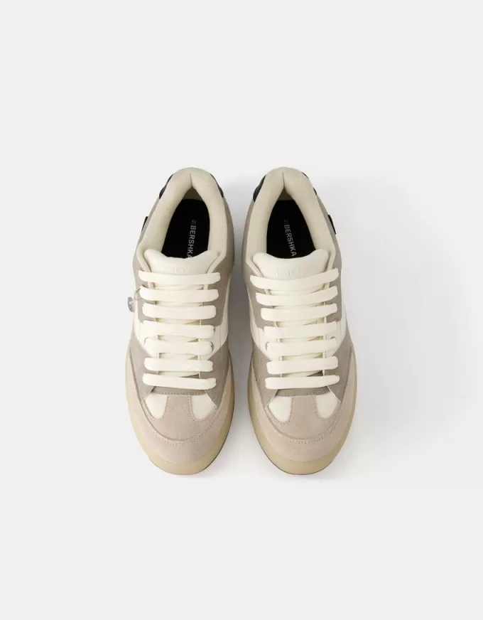 Sneakers Sneakers