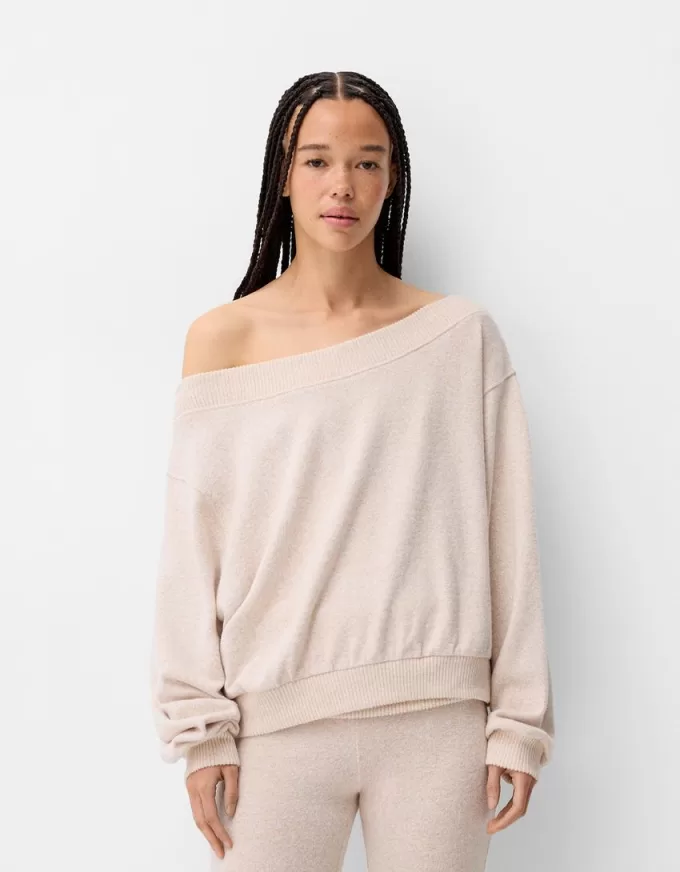 Soft touch asymmetrisk tröja med hals Soft touch asymmetrisk tröja med hals
