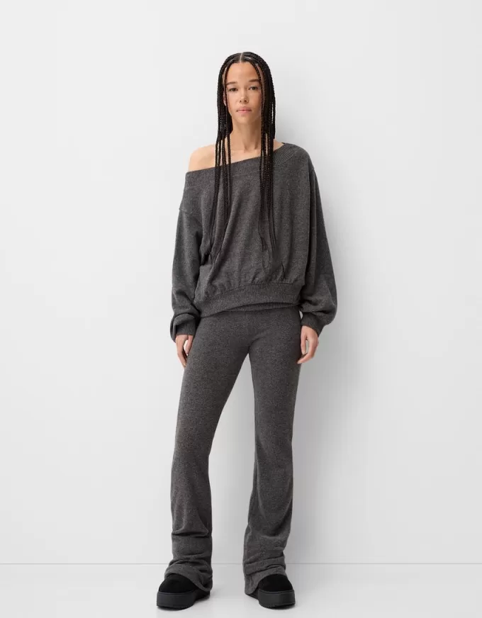 Soft touch asymmetrisk tröja med hals