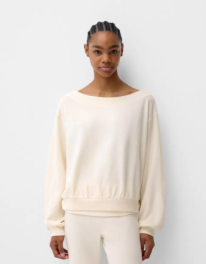 Soft touch asymmetrisk tröja med hals