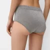 Stickade minishorts i metall Stickade minishorts i metall
