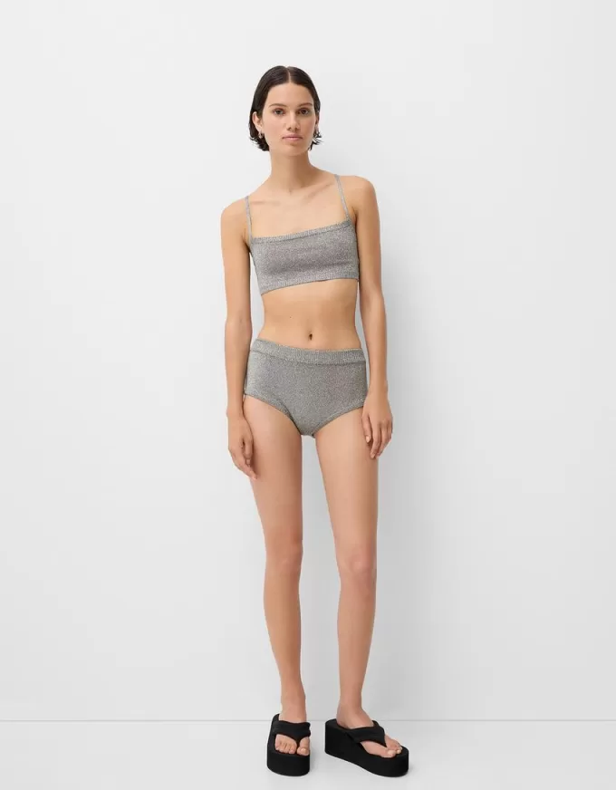 Stickade minishorts i metall Stickade minishorts i metall
