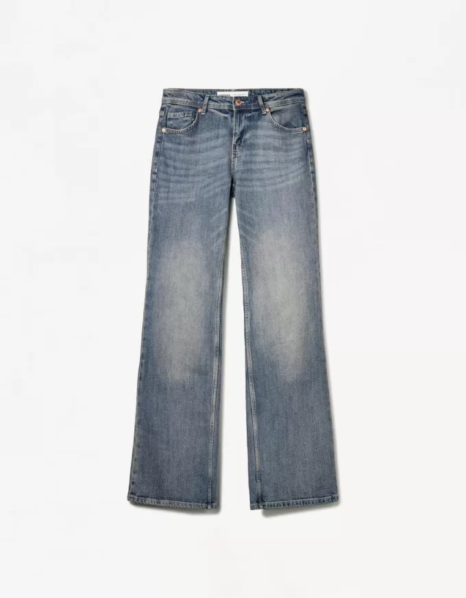 Stövelskurna jeans med låg midja