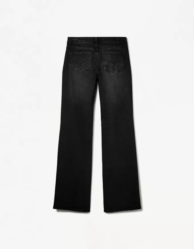 Stövelskurna jeans med låg midja Stövelskurna jeans med låg midja