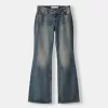 Stövelskurna jeans med låg midja Stövelskurna jeans med låg midja