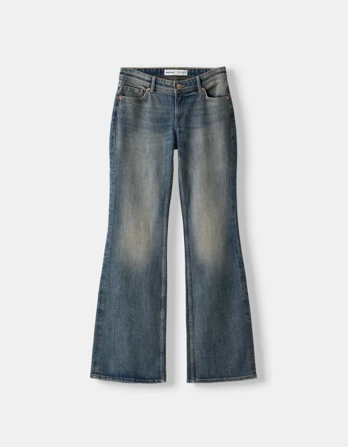 Stövelskurna jeans med låg midja Stövelskurna jeans med låg midja