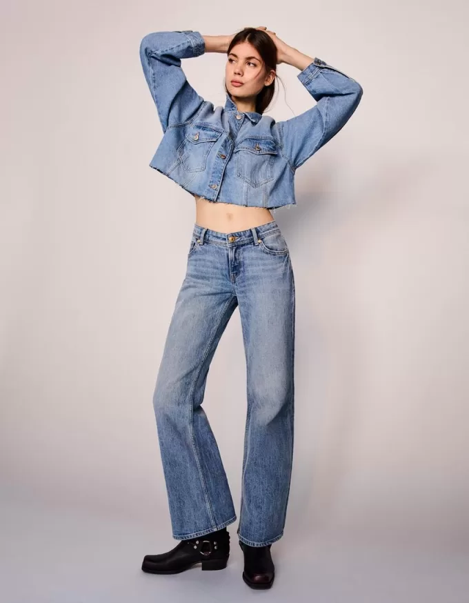 Stövelskurna jeans med låg midja