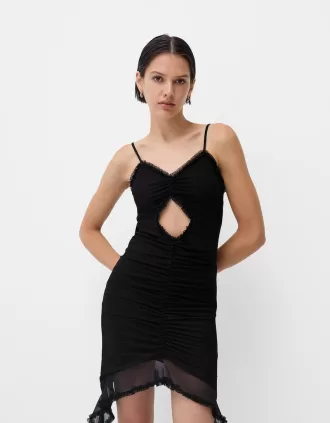 Strappy tyllklänning med volanger