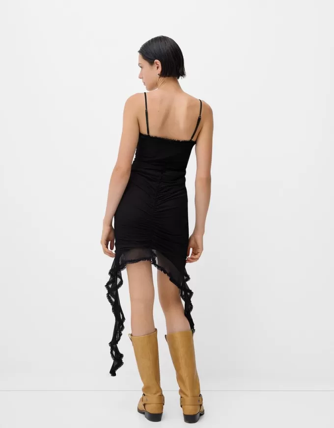 Strappy tyllklänning med volanger