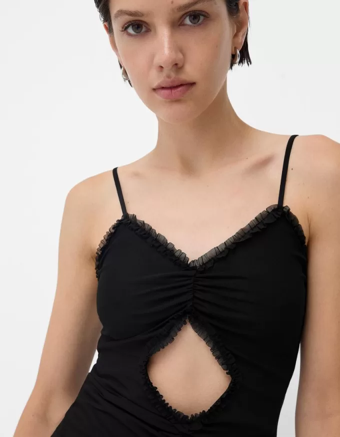 Strappy tyllklänning med volanger