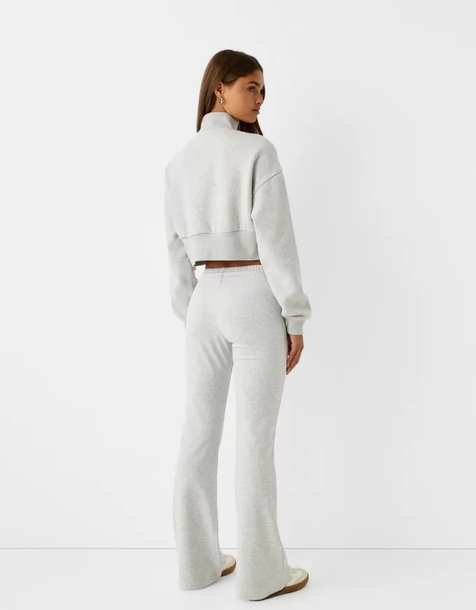Sweatshirt med dragkedja med broderi Sweatshirt med dragkedja med broderi