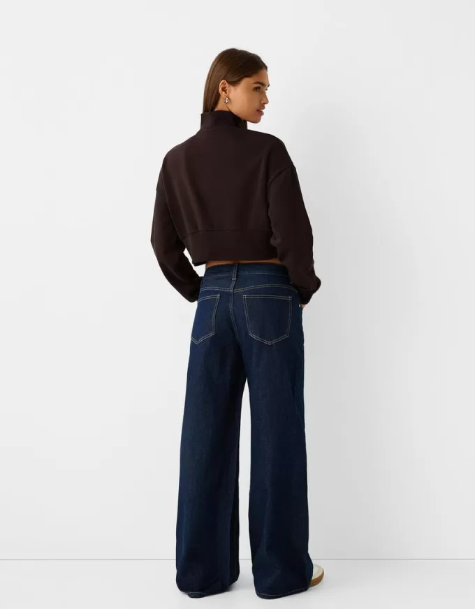 Sweatshirt med dragkedja med broderi Sweatshirt med dragkedja med broderi