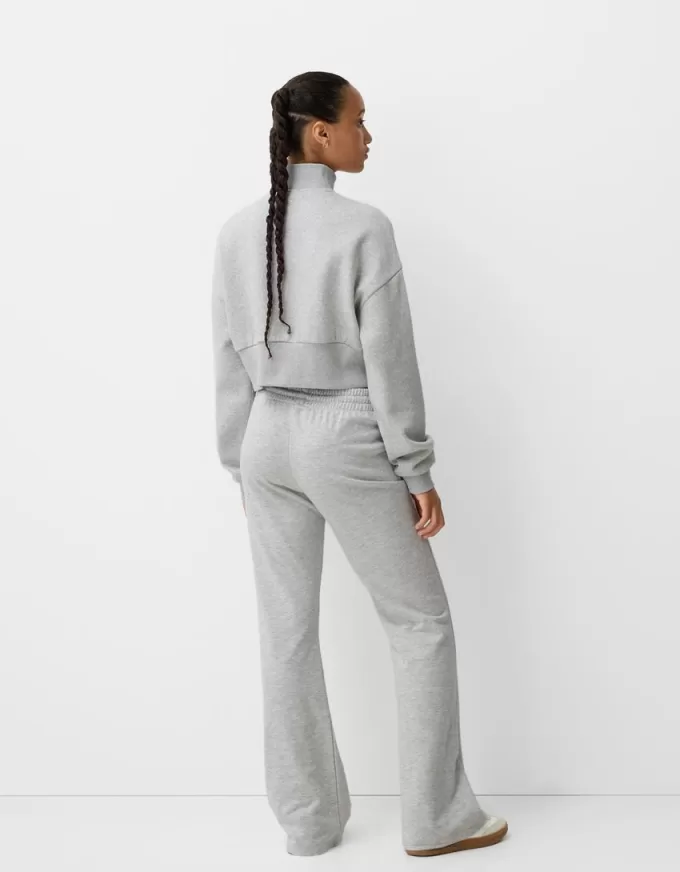 Sweatshirt med dragkedja med broderi Sweatshirt med dragkedja med broderi