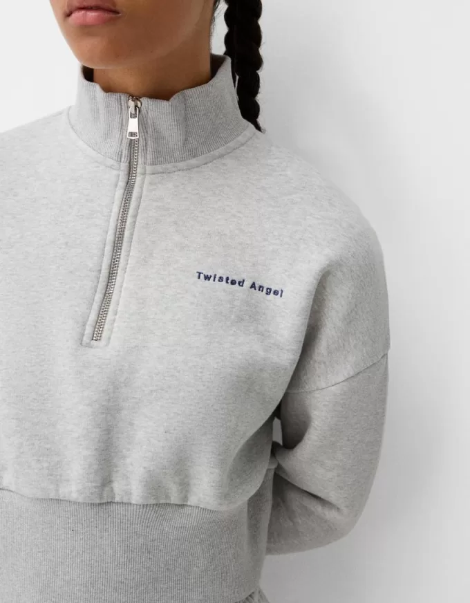 Sweatshirt med dragkedja med broderi Sweatshirt med dragkedja med broderi