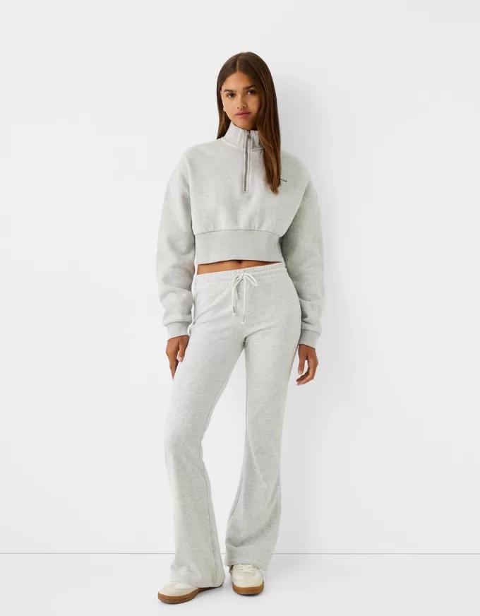 Sweatshirt med dragkedja med broderi Sweatshirt med dragkedja med broderi