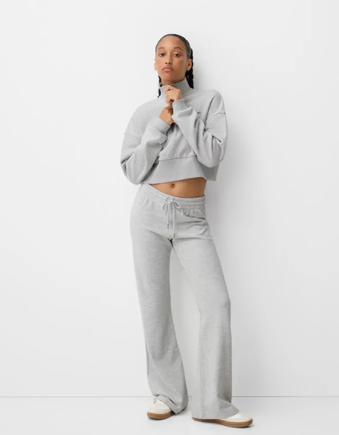 Sweatshirt med dragkedja med broderi Sweatshirt med dragkedja med broderi