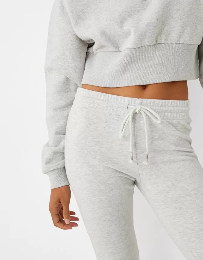 Sweatshirt med dragkedja med broderi Sweatshirt med dragkedja med broderi