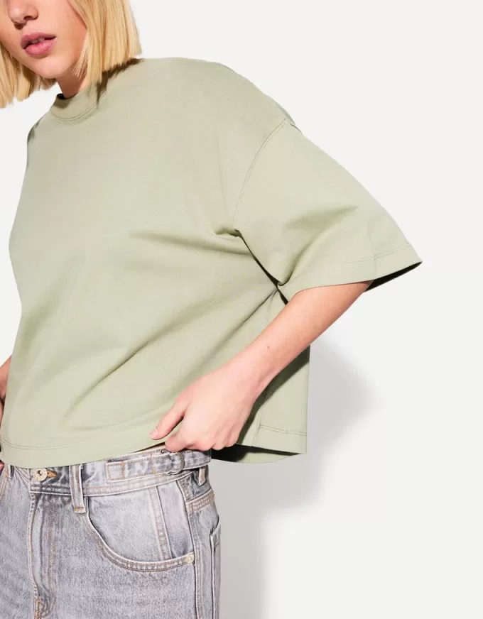 T-shirt med kort ärm och kortärmad passform i kraftig bomull T-shirt med kort ärm och kortärmad passform i kraftig bomull