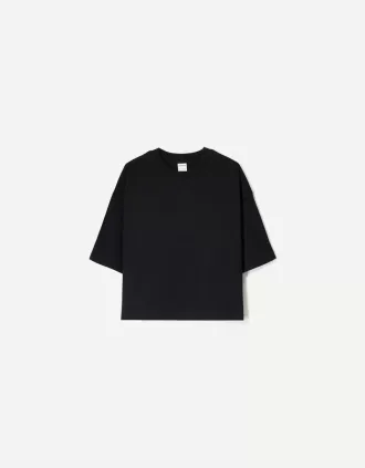 T-shirt med kort ärm och kortärmad passform i kraftig bomull