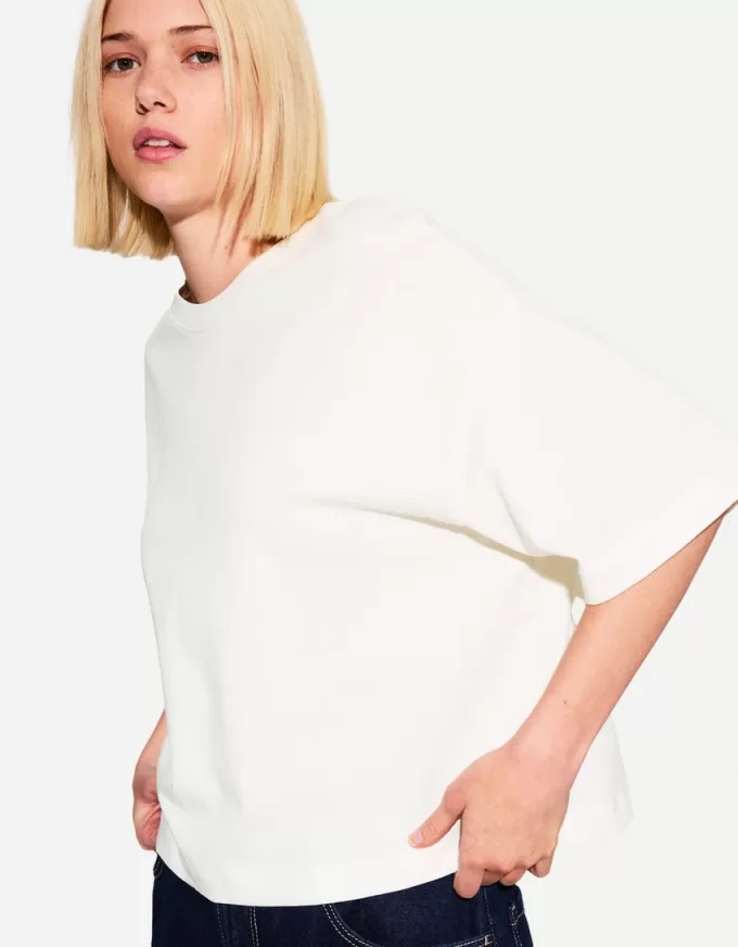 T-shirt med kort ärm och kortärmad passform i kraftig bomull T-shirt med kort ärm och kortärmad passform i kraftig bomull