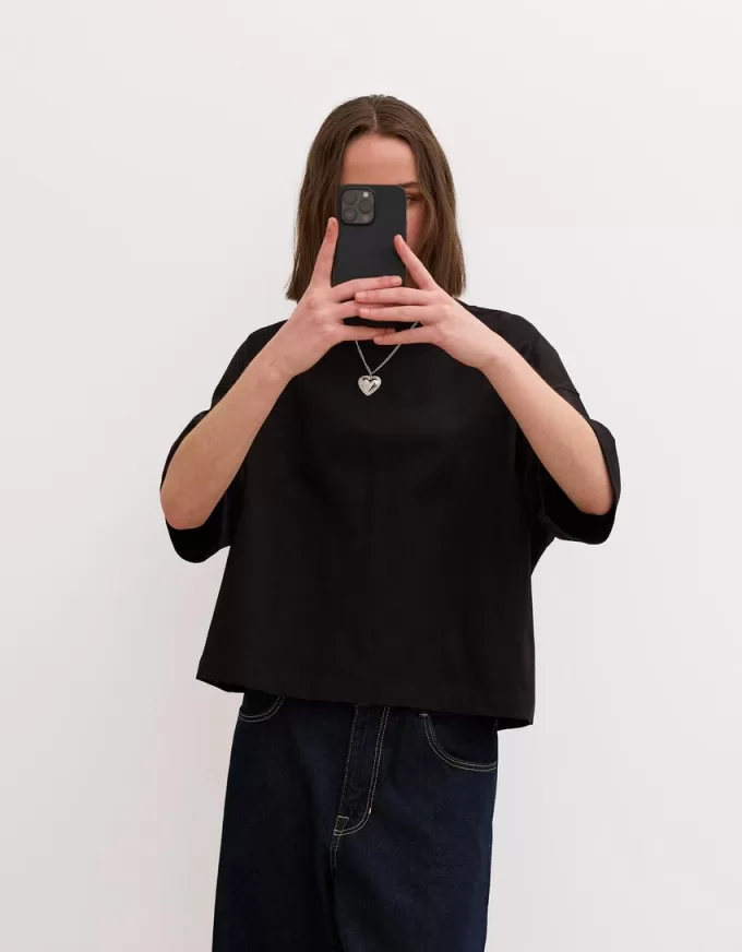 T-shirt med kort ärm och kortärmad passform i kraftig bomull T-shirt med kort ärm och kortärmad passform i kraftig bomull