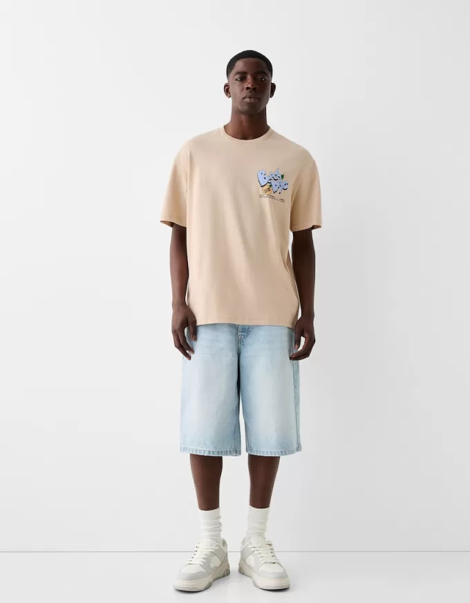 Tryckt boxy-fit kortärmad T-shirt Tryckt boxy-fit kortärmad T-shirt