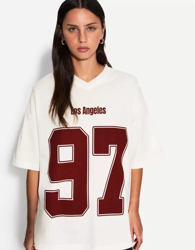 Tryckt kortärmad T-shirt med V-ringad