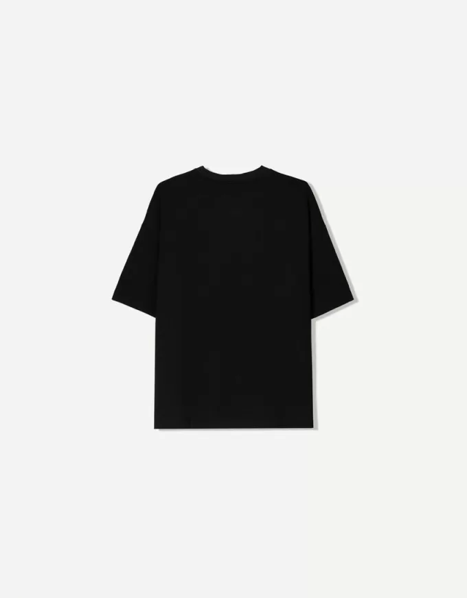 Tryckt kortärmad T-shirt med V-ringad Tryckt kortärmad T-shirt med V-ringad
