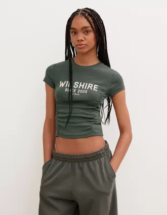 Tryckt kortärmad T-shirt med rynkning