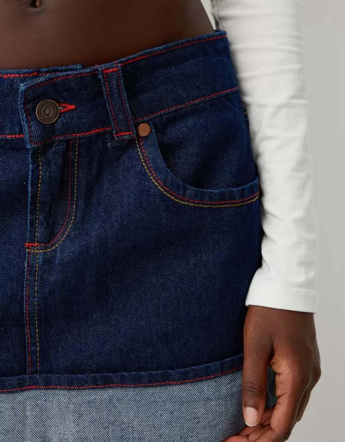 Uppfällbar minikjol i jeans Uppfällbar minikjol i jeans