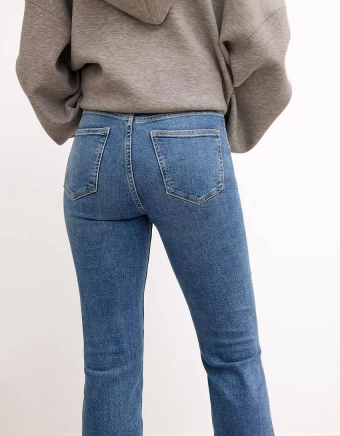 Utsvängda jeans Utsvängda jeans