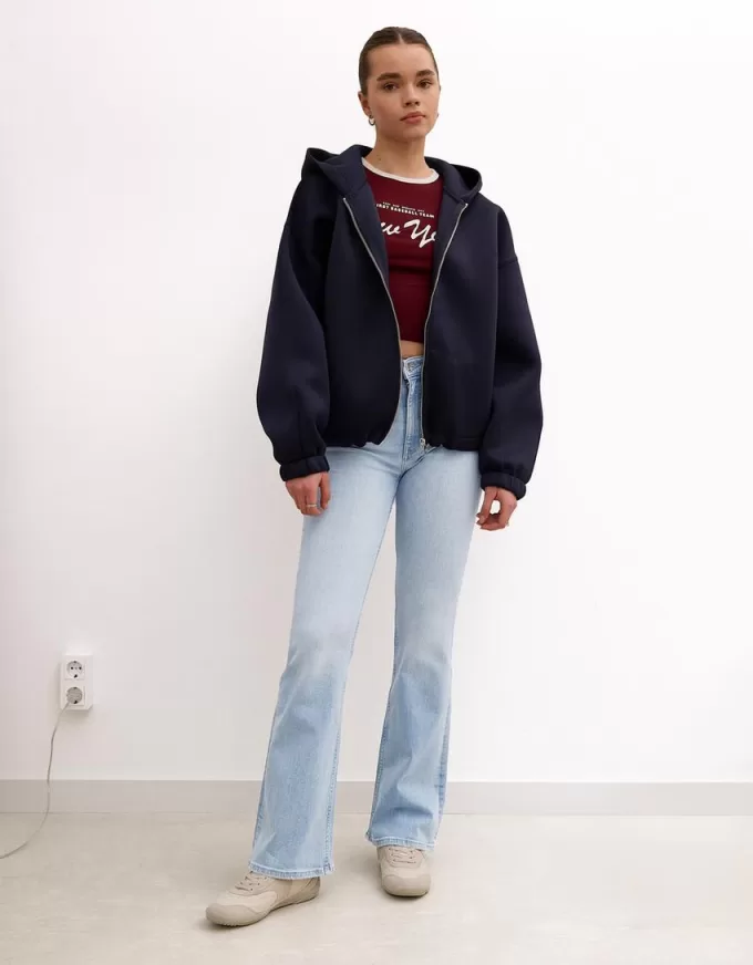 Utsvängda jeans