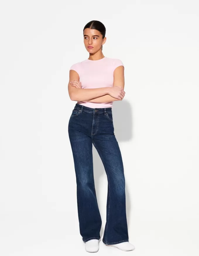 Utsvängda jeans Utsvängda jeans