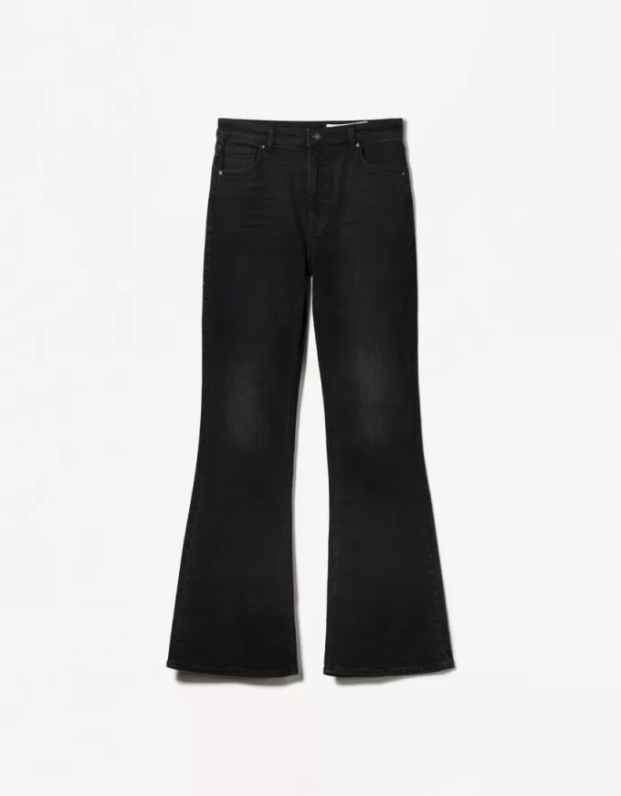 Utsvängda jeans Utsvängda jeans