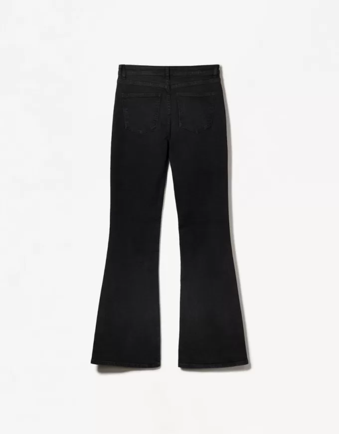 Utsvängda jeans Utsvängda jeans