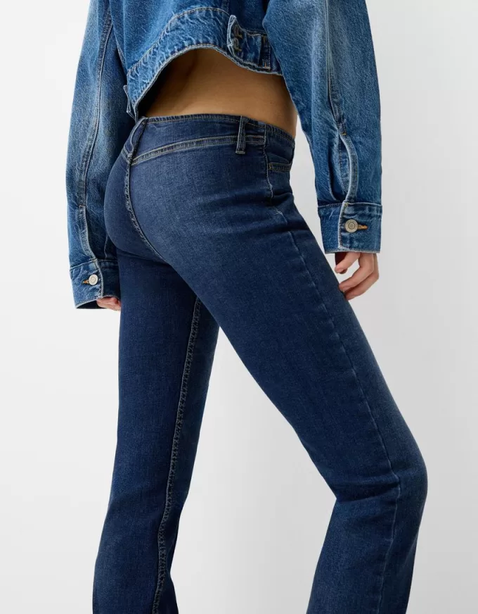 Utsvängda jeans Utsvängda jeans