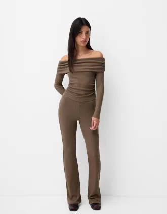 Utsvängda ribbade culottes