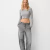 V-ringad off-shoulder tröja V-ringad off-shoulder tröja