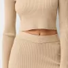 V-ringad off-shoulder tröja V-ringad off-shoulder tröja