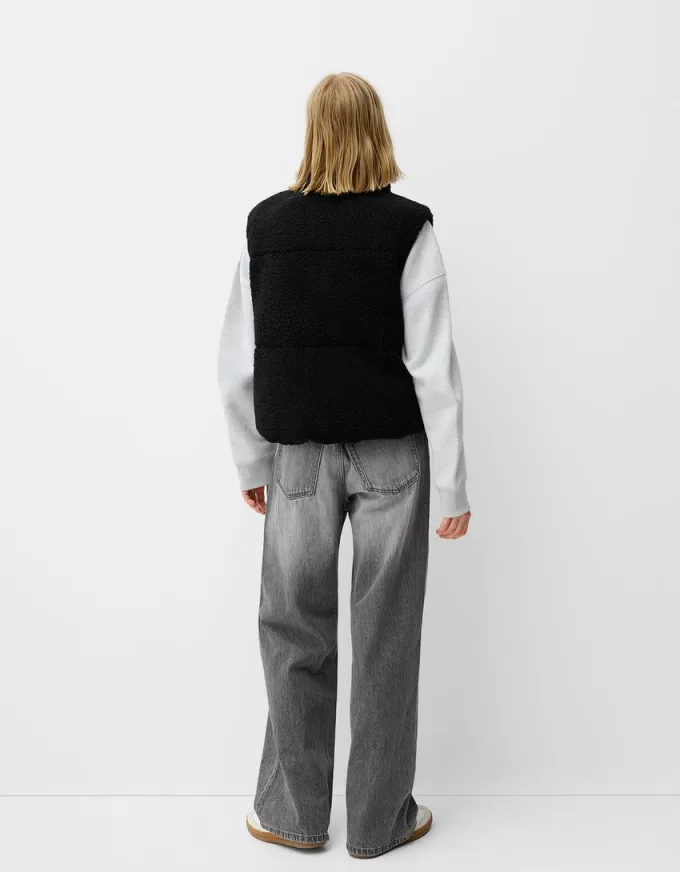 Vändbar faux shearling-väst Vändbar faux shearling-väst